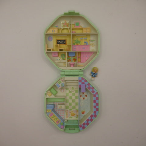 90's★Polly Pocket★ポーリーポケット★コンパクト★八角形★グリーン★ままごと★ミニチュア★フィギュア★人形★ぬいぐるみ★