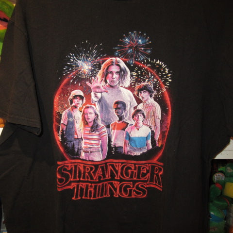 STRANGER THINGS★ストレンジャーシングス★エル★イレブン★マイク★ウィル★ダスティン★ルーカス★マックス★人形★ぬいぐるみ★フィギュア★Tシャツ★Lサイズ★