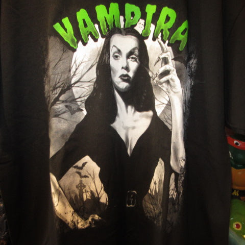 VAMPIRA★ヴァンパイア★girl★ガール★Tshirt★Tシャツ★men's★XLサイズ★人形★ぬいぐるみ★フィギュア★