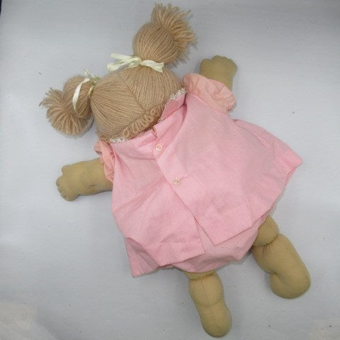 Vintage ★ 1982 ★ Cabbage Patch Kids ★ Girl ★ Doll ★ Figure ★ Plush ★ Pink Apron Dress ★