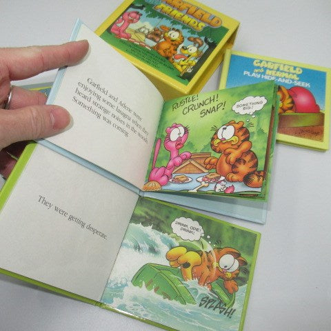 1980★80's★GARFIELD★Garfield★Picture book set★Vintage★Doll★Figure★Stuffed animal★
