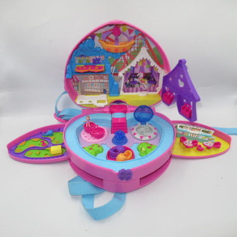 2019年★Polly Pocket★ポーリーポケット★ハートのバックパック型★人形★フィギュア★ぬいぐるみ★ミニチュア★お家★コンパクト★