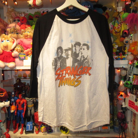 STRANGER THIGS★Stranger Things★Raglan★Doll★Figure★Plush★T-shirt★Elle★Mike★Dustin★Lucas★USED★ 
