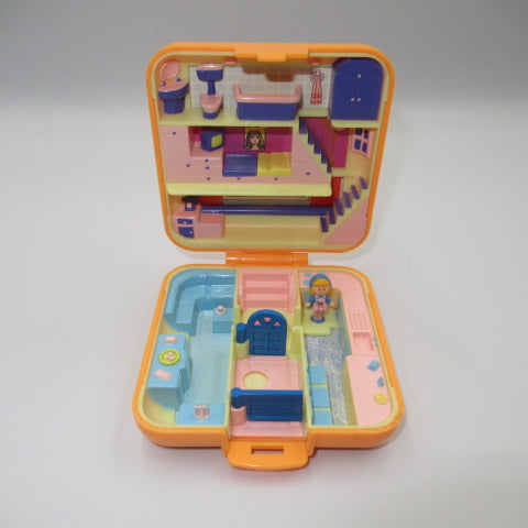 90's★Polly Pocket★Orange★Square★Doll★Figure★Plush toy★Compact★Play house★Dollhouse★ 