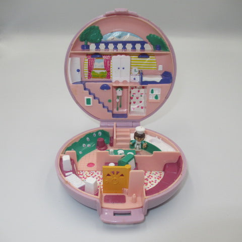 90's★Polly Pocket★Compact★Doll★Figure★Plush toy★Vintage★Play house★Miniature★Dollhouse★Round★Lavender★ 