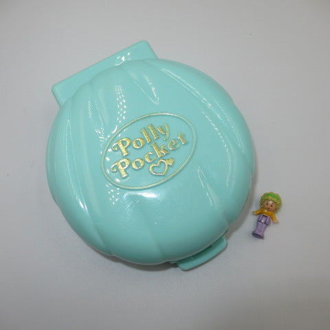 90's★Polly Pocket★Compact★Doll★Figure★Plushie★Vintage★Play House★Miniature★Dollhouse★Mint★Seashell★ 