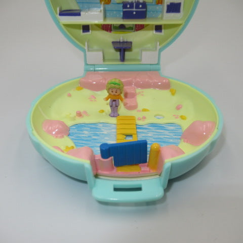 90's★Polly Pocket★Compact★Doll★Figure★Plushie★Vintage★Play House★Miniature★Dollhouse★Mint★Seashell★ 