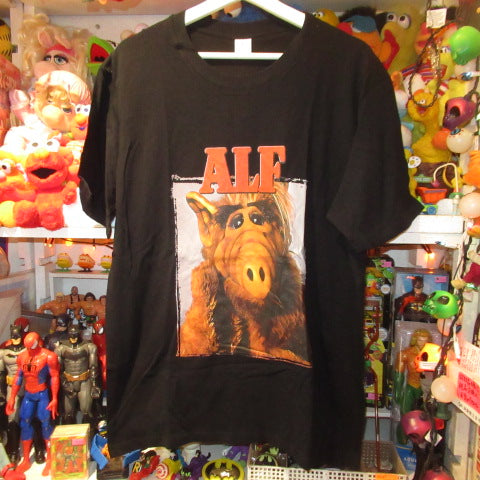 ALF★Alf★Foreign Drama★T-shirt★Men's★L size★New★Alien★Space alien★Figure★Doll★Plush toy★ 