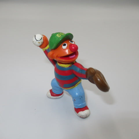 Vintage★SESAME STREET★セサミストリート★アーニー★Ernie★フィギュア★人形★ぬいぐるみ★PVC★野球★
