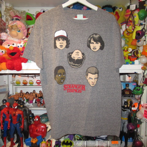 NETFLIX★ネットフリックス★STRANGER THINGS★ストレンジャーシングス★season１★season２★エル★ウィル★Tshirt★Tシャツ★人形★フィギュア★ぬいぐるみ★