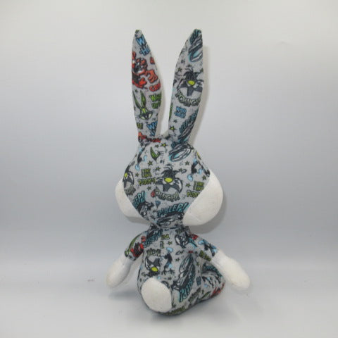 LooneyTunes★ルーニーテューンズ★Bugs Bunny★バックスバニー★Sticker Bomb★Plush★ぬいぐるみ★ウサギ★人形★フィギュア★ぬいぐるみ★