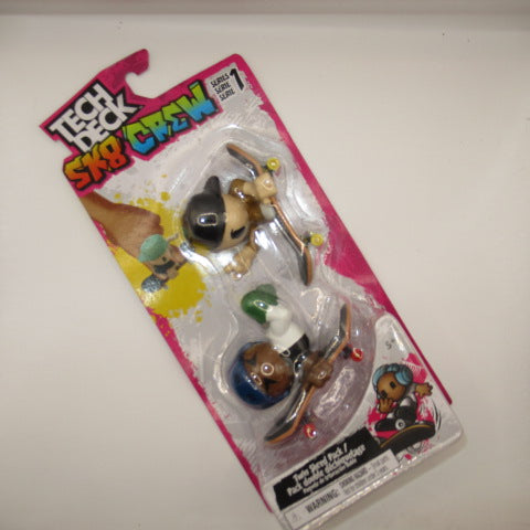 TECH DECK★SK8 CREW★指スケ★スケボー★スケートボード★スケーター★人形★フィギュア★ぬいぐるみ★２体セット★