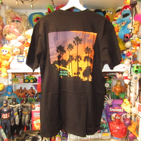 IN-N-OUT BURGER★イン・アンド・アウト・バーガー★Tシャツ★ファストフード★カリフォルニア★Men’ｓ★Ｌサイズ★ブラック★新品★アドバタイジング★企業物★
