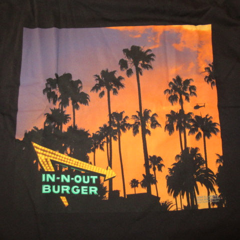 IN-N-OUT BURGER★イン・アンド・アウト・バーガー★Tシャツ★ファストフード★カリフォルニア★Men’ｓ★Ｌサイズ★ブラック★新品★アドバタイジング★企業物★