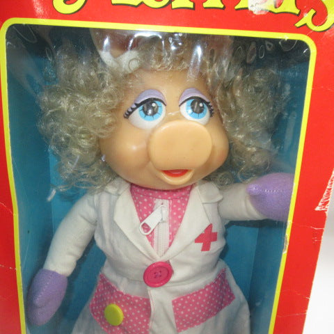 90’s★1990年★THE MUPPETS★マペッツ★Miss Piggy ★ミス・ピギー★ナース★箱入り★Lern to dress★知育玩具★カーミット★Jim Henson★ジム・ヘンソン★フィギュア★人形★ぬいぐるみ★
