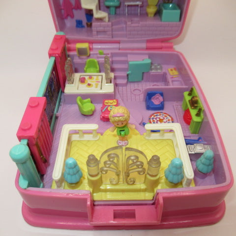 ライトアップ！1994年★90's★Polly Pocket★ポーリーポケット★Polly's Candy Party★プレゼント★人形★ぬいぐるみ★フィギュア★コンパクト★ビンテージ★ピンク★リボン★