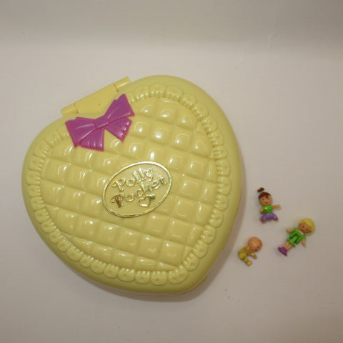 完品！1994年★90's★Polly Pocket★ポーリーポケット★Polly's Playtime Fun★ハート★イエロー★人形★ぬいぐるみ★フィギュア★コンパクト★ビンテージ★ハート★