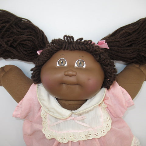 80's★キャベツ畑人形★Cabbage Patch Kids★女の子★ピンク★ワンピース★ブラウンヘア★ツインテール★赤ちゃん★ベイビー★Baby★着せ替え人形★フィギュア★人形★ぬいぐるみ★