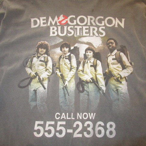 STRANGER THINGS★ストレンジャーシングス★ロングスリーブ★ロンT★DEMOGORGON USEDBUSTERS★デモゴルゴンバスターズ★USED★Men’s★Lサイズ★Netflix★イレブン★エル★マイク★ダスティン★フィギュア★人形★ぬいぐるみ★