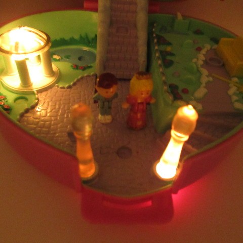 90’s★1992年★Polly Pocket★ポーリーポケット★staright Castle★スターライトキャッスル★ハート★濃いピンク★ライト★難ありミニチュア★ままごと★フィギュア★人形★ぬいぐるみ★