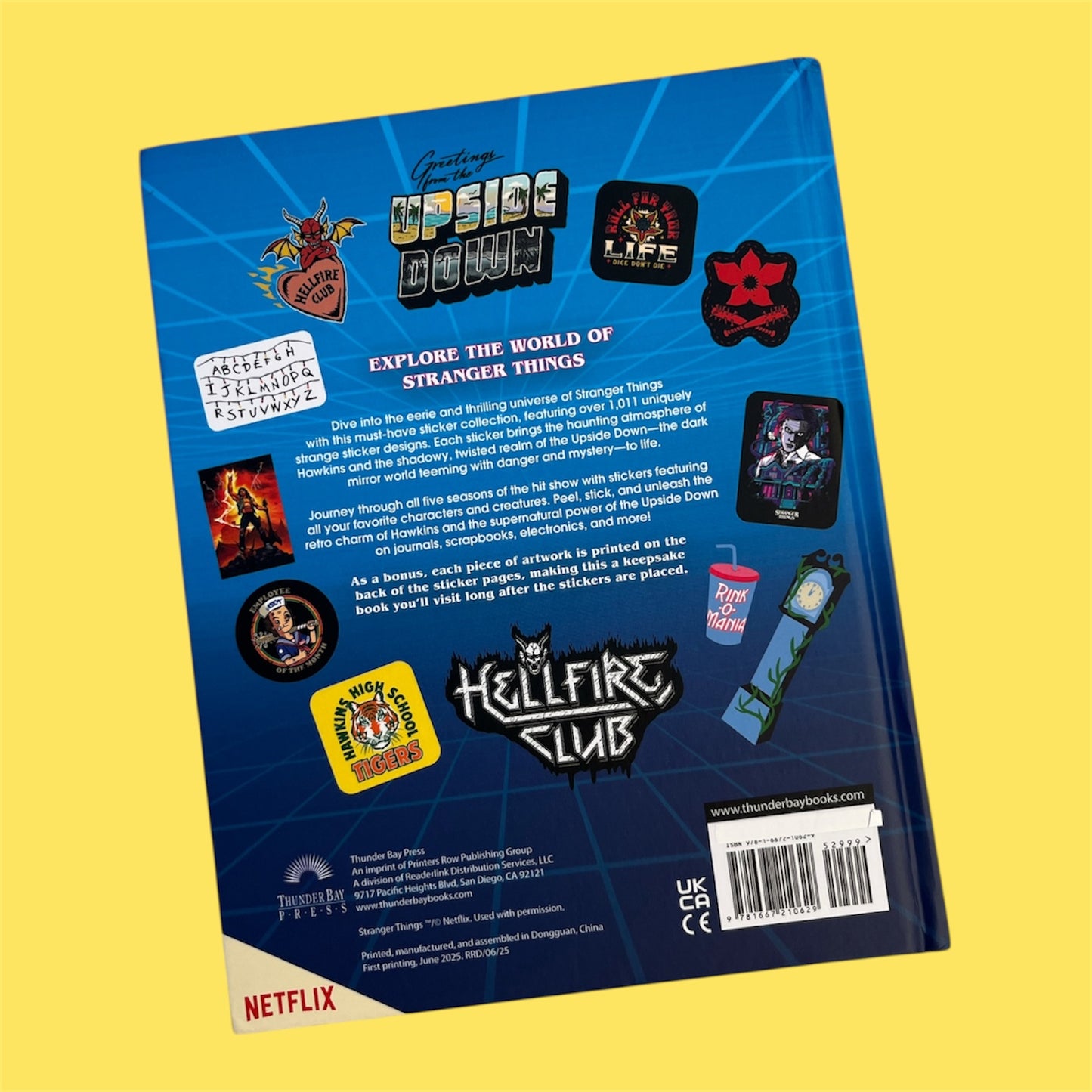 STRANGER THINGS★ストレンジャーシングス★Sticker Book★ハードカバー★フィギュア★人形★ぬいぐるみ★本