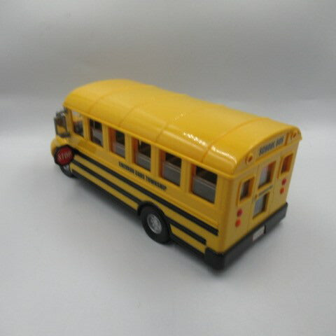 2001★CHEVRON CARS★Chevron Car★Gas Station★Rare! Big size ★★ Bus ★ School bus ★ Figure ★ Doll ★ Stuffed animal ★ Vintage ★ Vintage ★ 