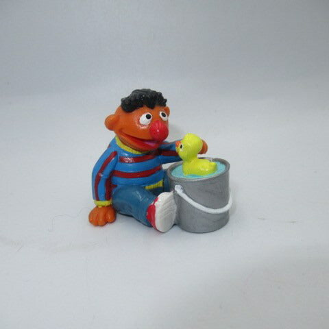vintage★sesame street★セサミストリート★アーニー★PVC★フィギュア★人形★ぬいぐるみ★ビンテージ★バケツ★