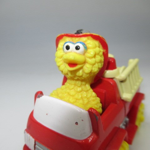 1996年★vintage★ビンテージ★SESAMESTREET★セサミストリート★bigbird★ビッグバード★ミニカー★消防車★フィギュア★人形★ぬいぐるみ★