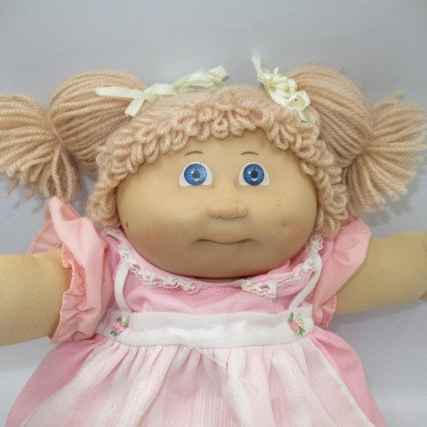 Vintage ★ 1982 ★ Cabbage Patch Kids ★ Girl ★ Doll ★ Figure ★ Plush ★ Pink Apron Dress ★ 