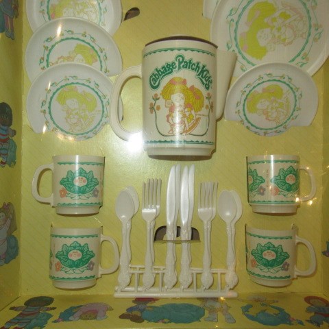 1983年★80’s★Cabbage Patch Kids★キャベツ人形★おままごとセット★ミニチュア★ティーカップ＆カトラリー★フィギュア★人形★ぬいぐるみ★DEAD STOCK★デッドストック★