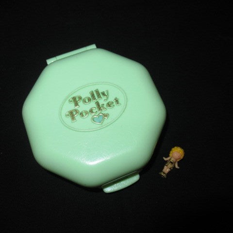 90's★Polly Pocket★ポーリーポケット★コンパクト★ままごと★ミニチュア★ドールハウス★人形★フィギュア★ぬいぐるみ★グリーン★８角形★