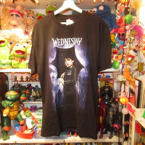 NETFLIX★WEDENSDAY★ADAMS FAMILY★The Adams Family★T-shirt★Wednesday★Wednesday★Black★Size L★Brand New★ 