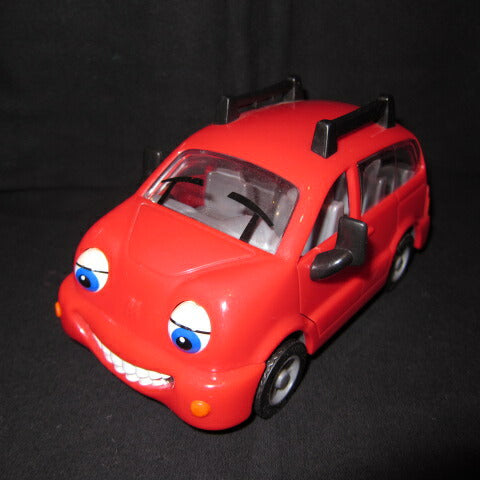 2007年★CHEVRON　CARS★シェブロンカー★車★フィギュア★人形★ミニカー★