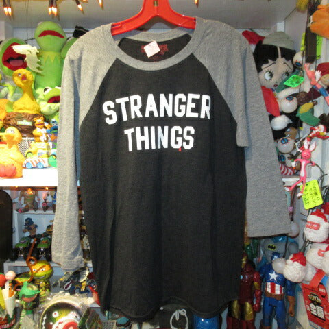 STRANGER THINGS★Stranger Things★T-shirt★Ron T★Eleven★Figure★NET FLIX★M size★Long sleeve★Long sleeve★Raglan★USED★Nosebleed 