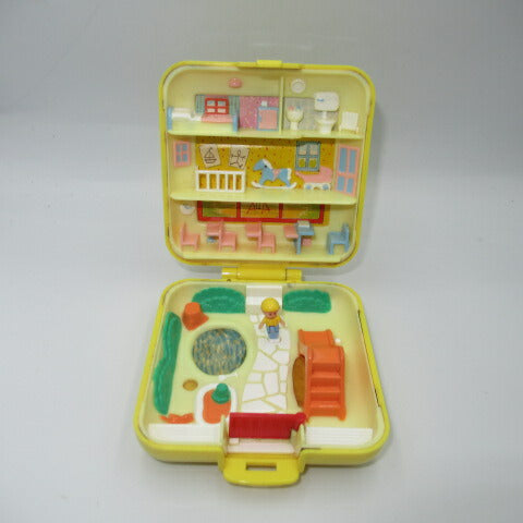 90's★ビンテージ★Polly Pocket★ポーリーポケット★コンパクト★人形★フィギュア★ままごと★ドールハウス★四角★イエロー