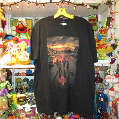 STRANGER THINGS★Stranger Things★T-shirt★Eleven★Mike★Figure★NET FLIX★XL size★Black★Season 4 