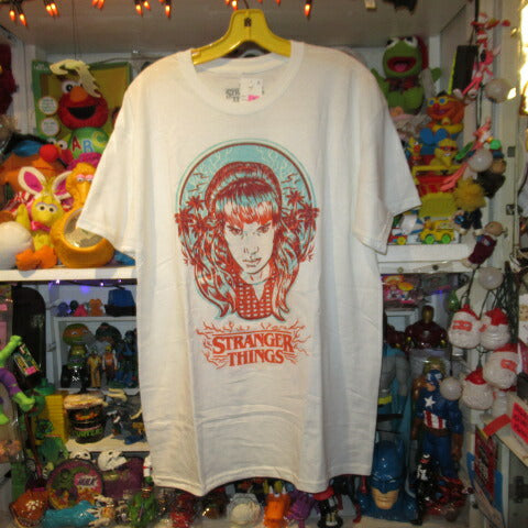 rare! STRANGER THINGS★Stranger Things★T-shirt★Figure★NET FLIX★L size★Eleven★Mike★Dustin★Lucas 