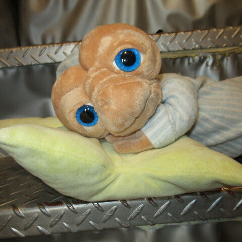 映画E.T.★イーティー★UNIVERSALSTUDIO★ユニバーサルスタジオ★ぬいぐるみ★人形★フィギュア★４５センチ★パジャマ