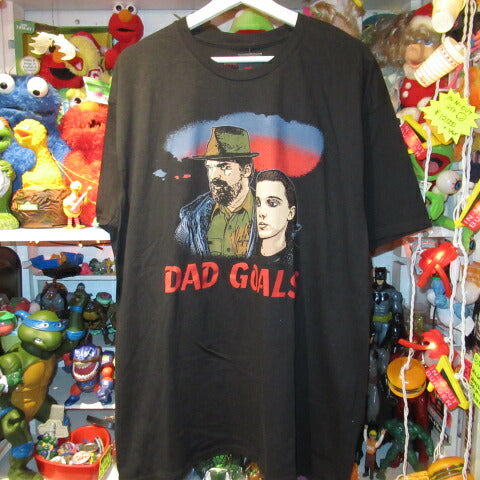 STRANGER THINGS★Stranger Things★T-shirt★Eleven★Hopper★Dustin★Figure★NET FLIX★M size★USED 