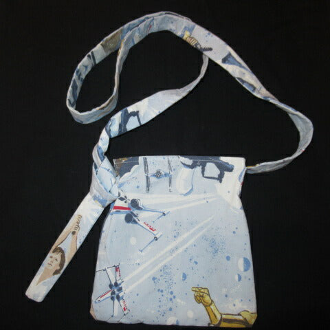 STAR WARS★スターウォーズ★サコッシュ★ポーチ★ショルダーバッグ★チューバッカ★C3PO★ハン・ソロ★フィギュア★人形★ぬいぐるみ★ビンテージシーツ★ハンドメイド