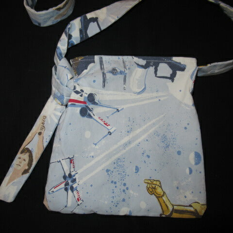 STAR WARS★スターウォーズ★サコッシュ★ポーチ★ショルダーバッグ★チューバッカ★C3PO★ハン・ソロ★フィギュア★人形★ぬいぐるみ★ビンテージシーツ★ハンドメイド