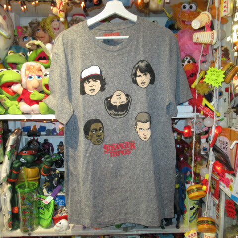 STRANGER THINGS★Stranger Things★T-shirt★★Eleven★Mike★Figure★NET FLIX★L size★Gray★New 